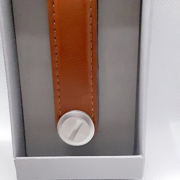 CLOSET SALE!!!  HOST PICK!!  New Orbitkey Brown Leather Key Holder - Picture 6 of 12